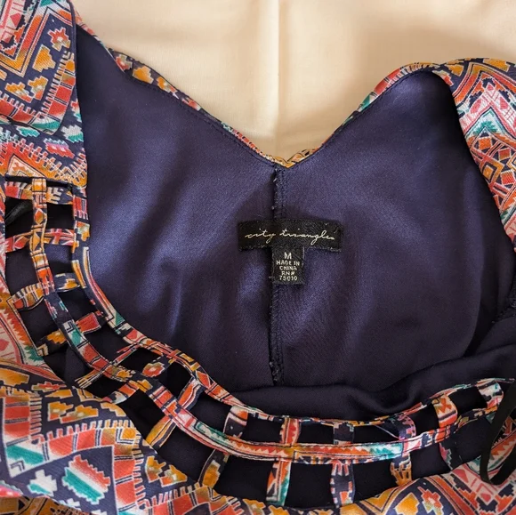 Multicolor Chevron Pattern Dress - Picture 3 of 4